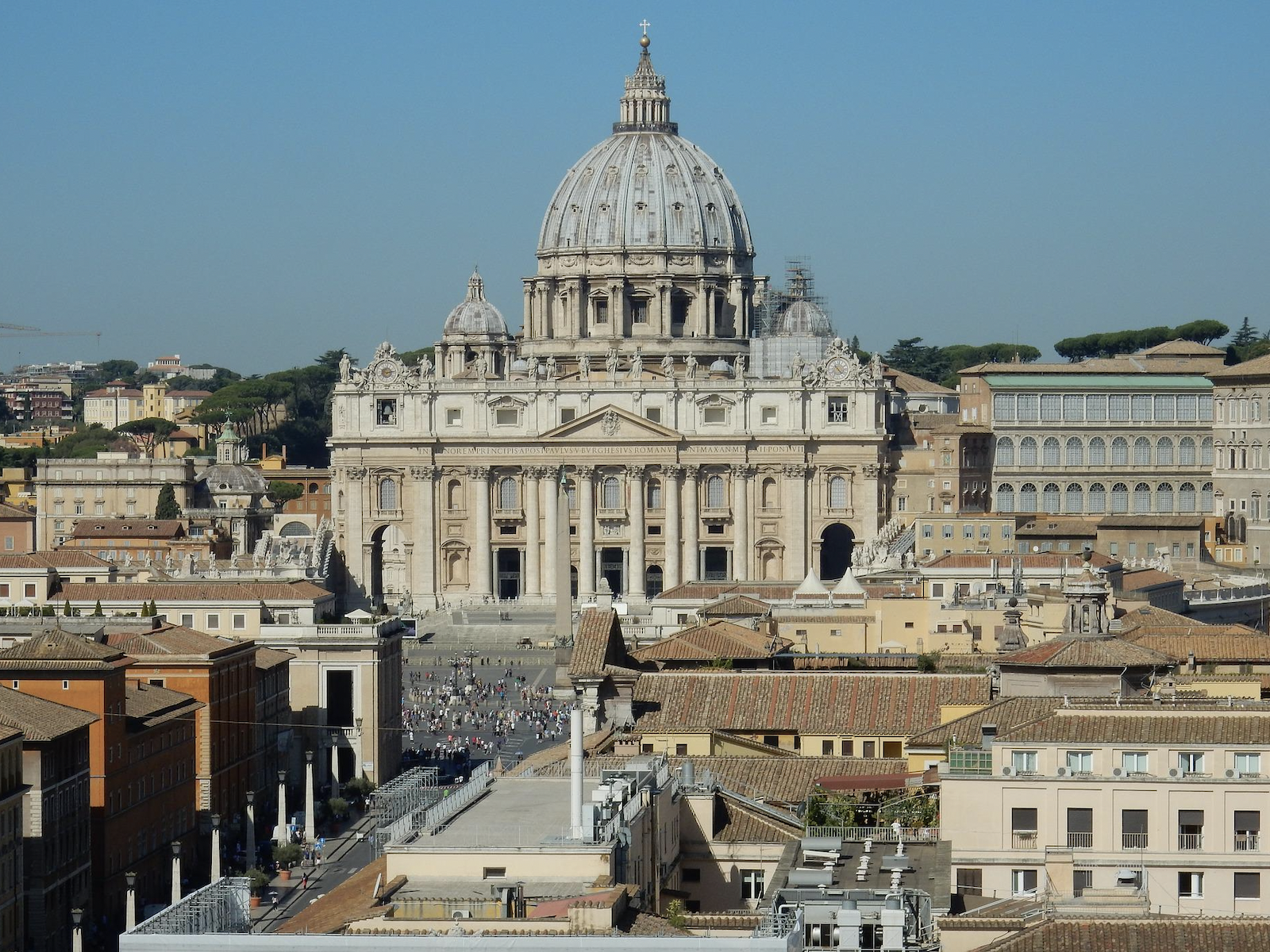 Der Vatikan als „Anonymisierer“ – Wer trägt die Verantwortung für die katholische Kirche?
